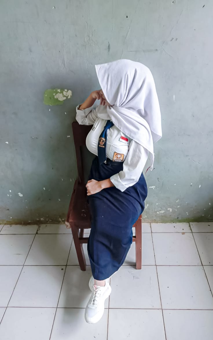 10+ Inspirasi OOTD Hijab Indo Terbaru Remaja SMA, Casual dan Stylish!